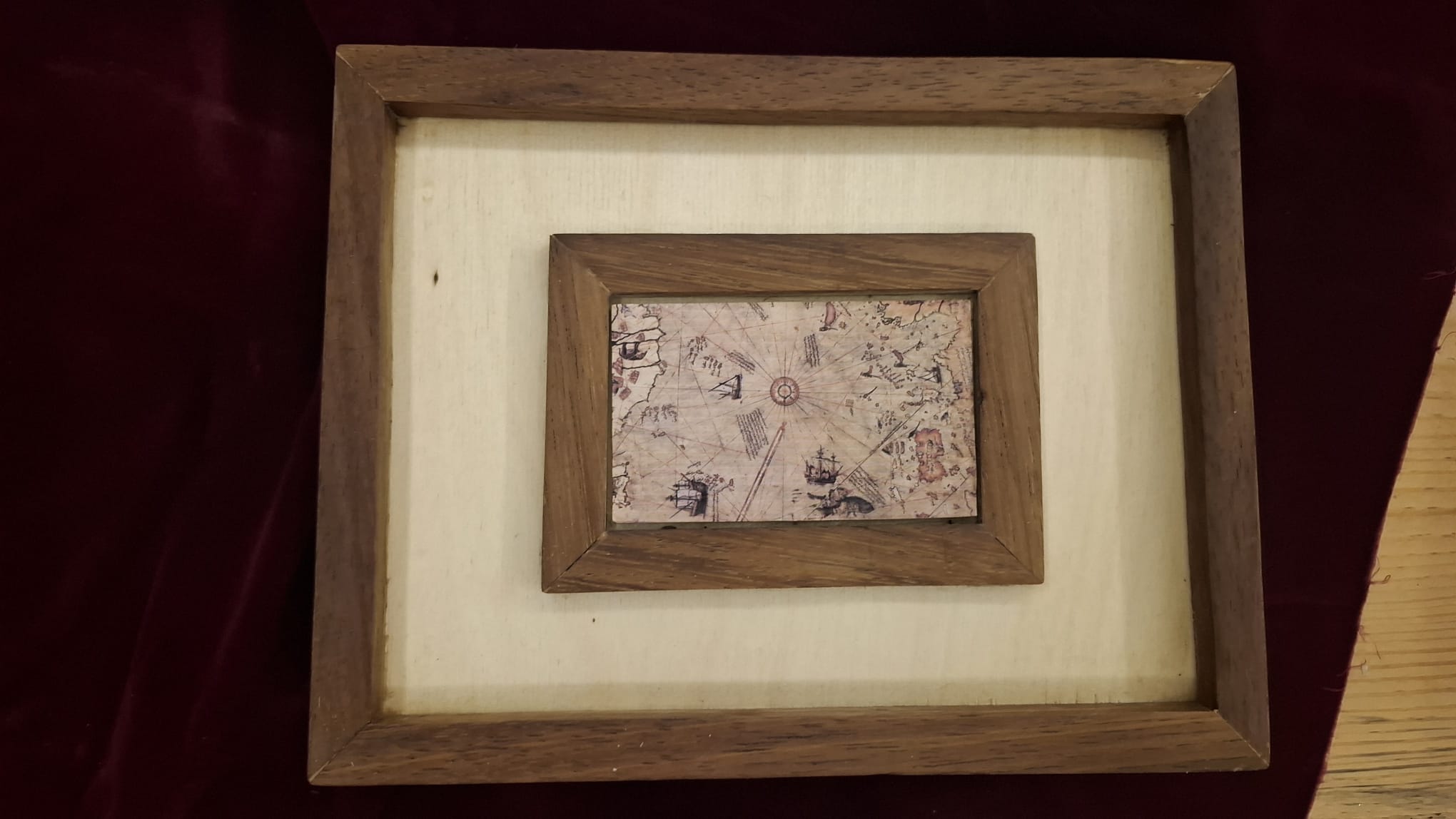 AHŞAP KUTU- Piri Reis