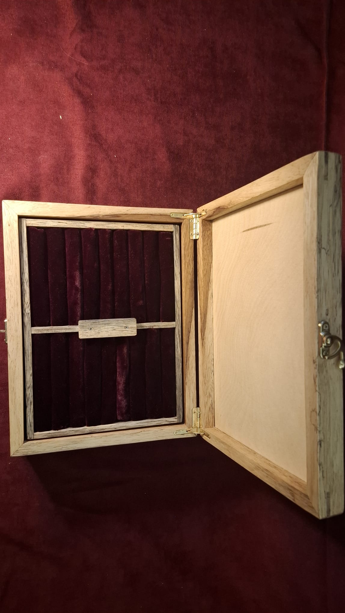 Mücevher kutusu (Yıkananlar) - Resim 2