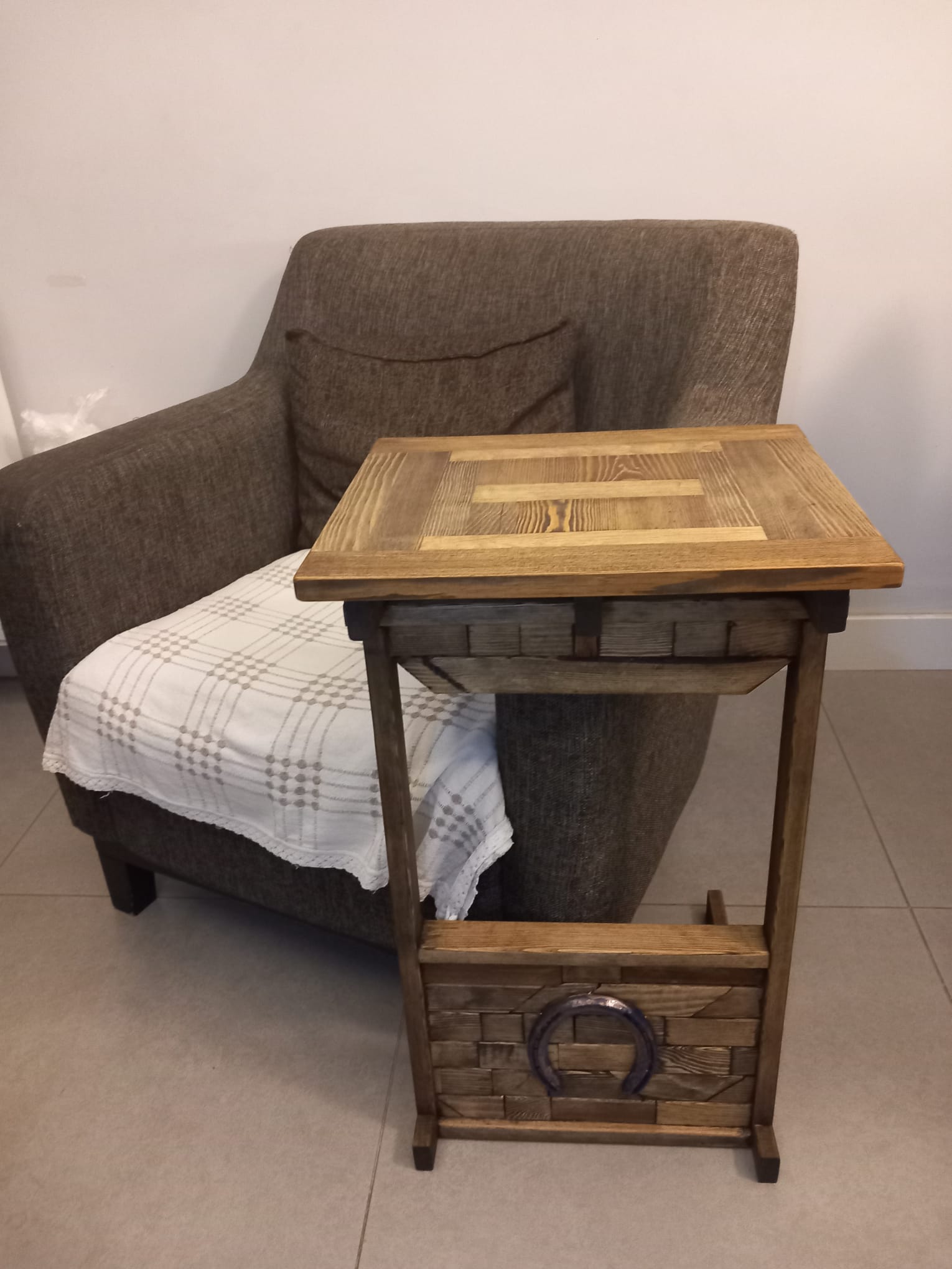 C Sehpa (at nalı) - Resim 3